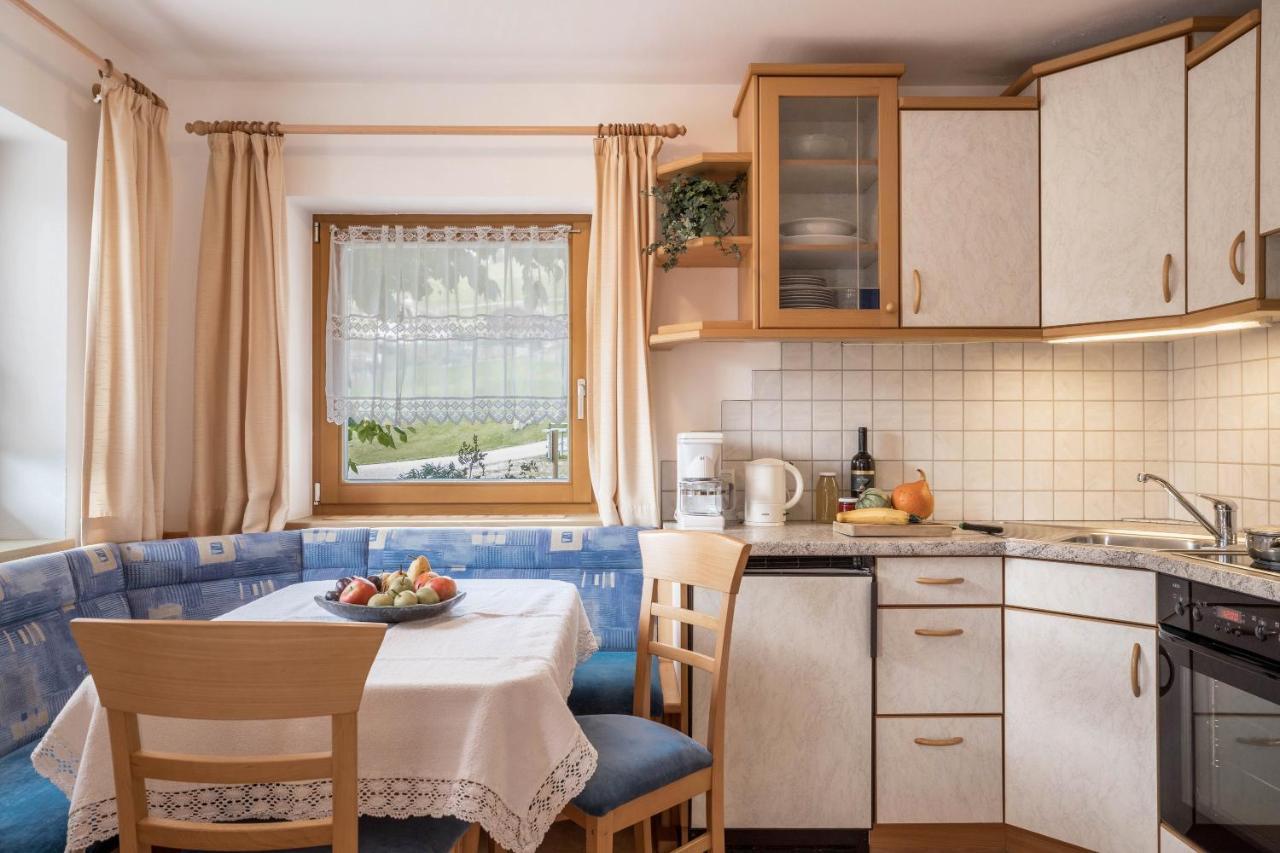 Haus Belodei - Apt A San Martino in Badia Zewnętrze zdjęcie