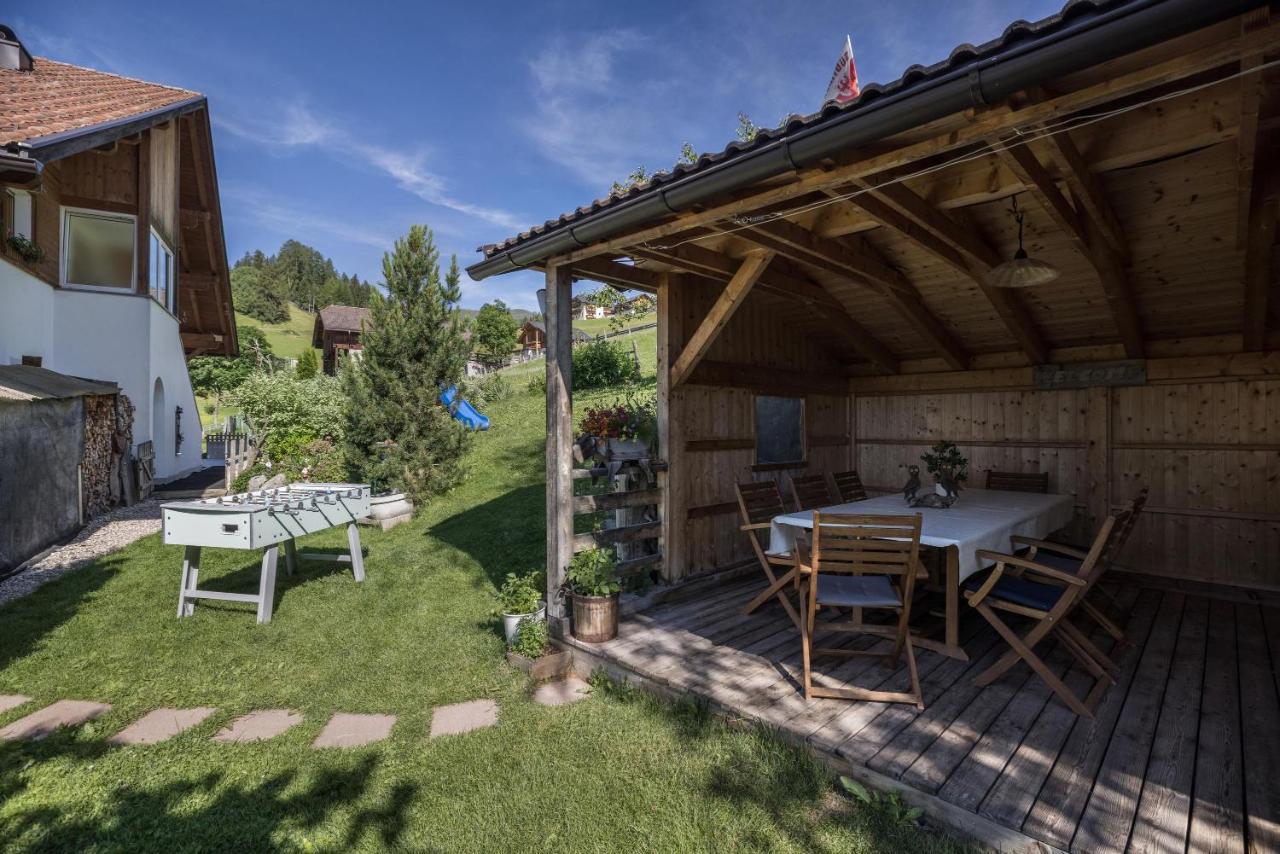 Haus Belodei - Apt A San Martino in Badia Zewnętrze zdjęcie